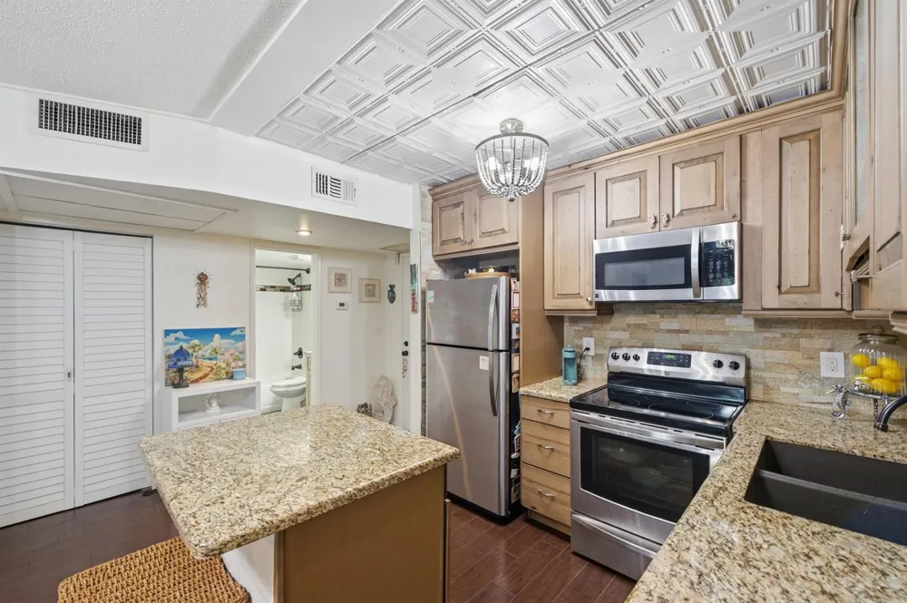 101 E Mcnab Road #102 Pompano Beach, FL 33060