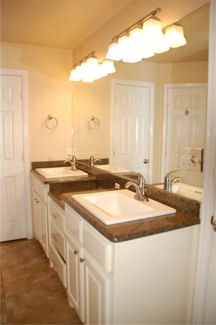 1522 Cat Mountain Trail Keller, TX 76248
