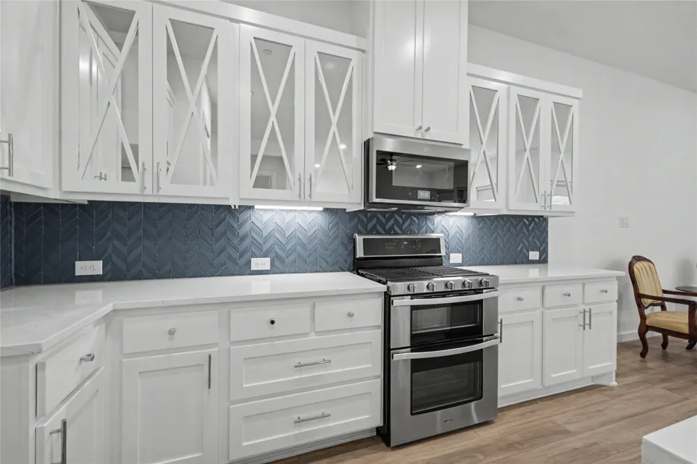 4533 English Maple Drive Arlington, TX 76005