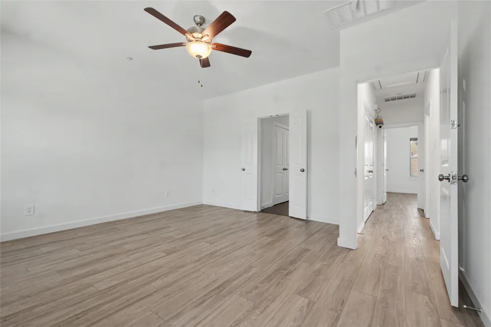 4533 English Maple Drive Arlington, TX 76005