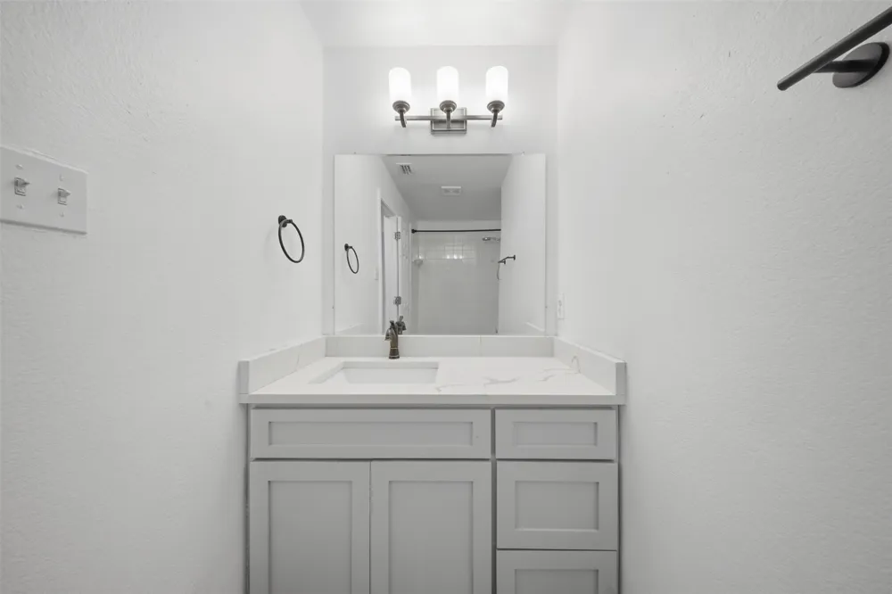 737 Nelson Drive Cedar Hill, TX 75104