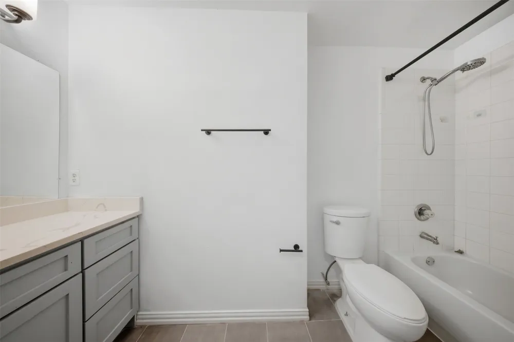 737 Nelson Drive Cedar Hill, TX 75104