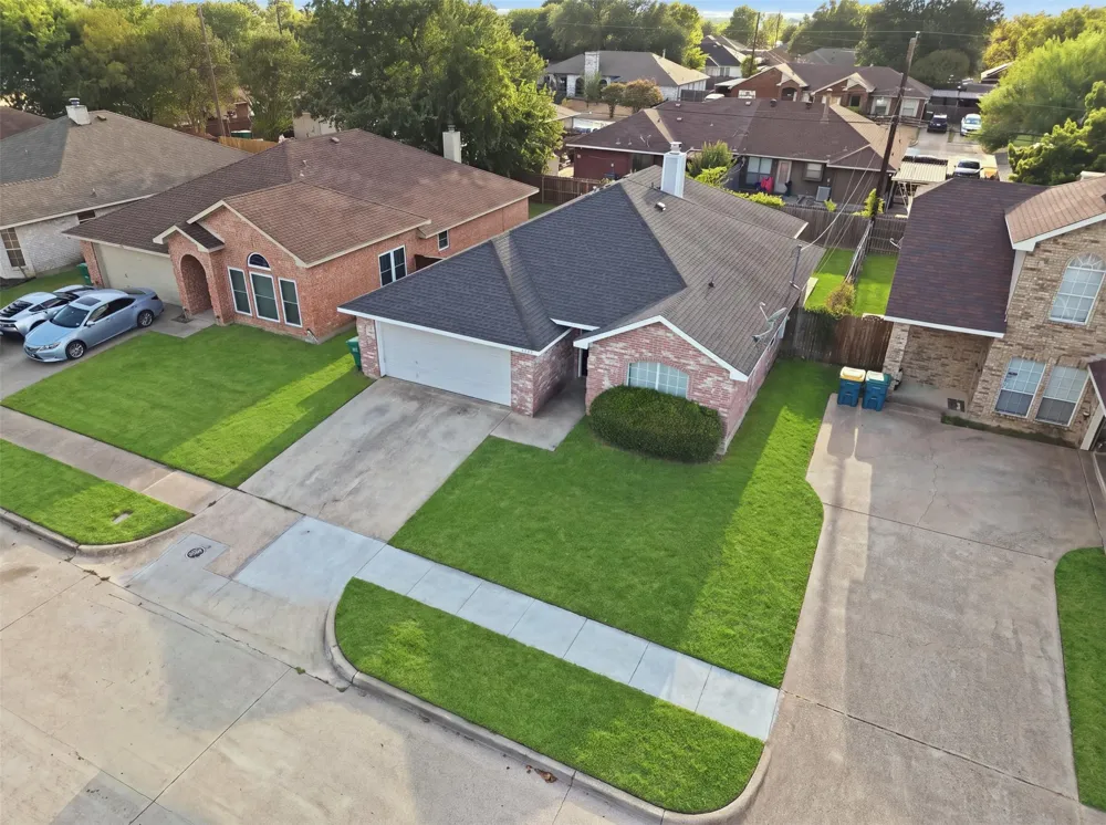 737 Nelson Drive Cedar Hill, TX 75104
