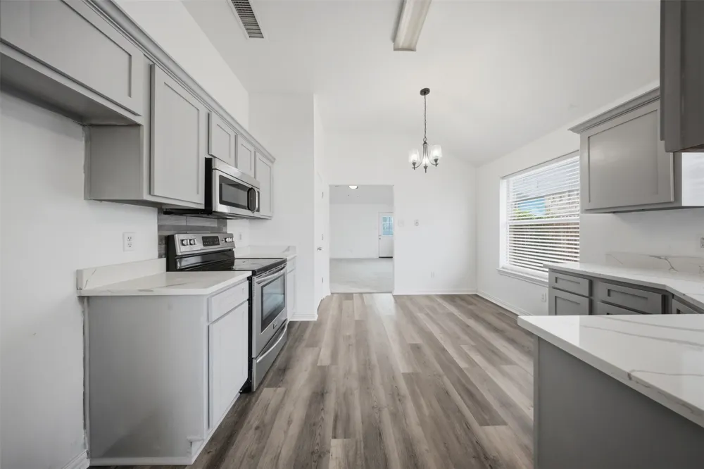 737 Nelson Drive Cedar Hill, TX 75104