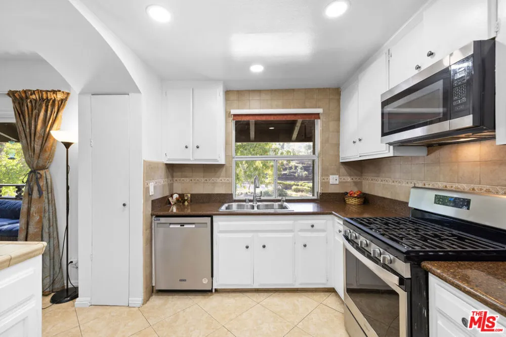 31579 Lindero Canyon Road #8 Westlake Village, CA 91361