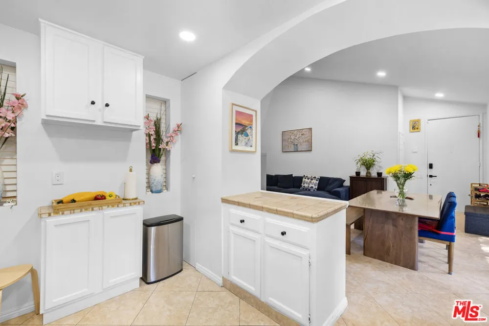 31579 Lindero Canyon Road #8 Westlake Village, CA 91361