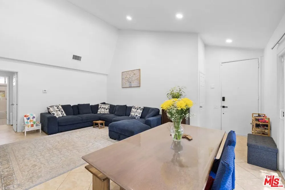 31579 Lindero Canyon Road #8 Westlake Village, CA 91361
