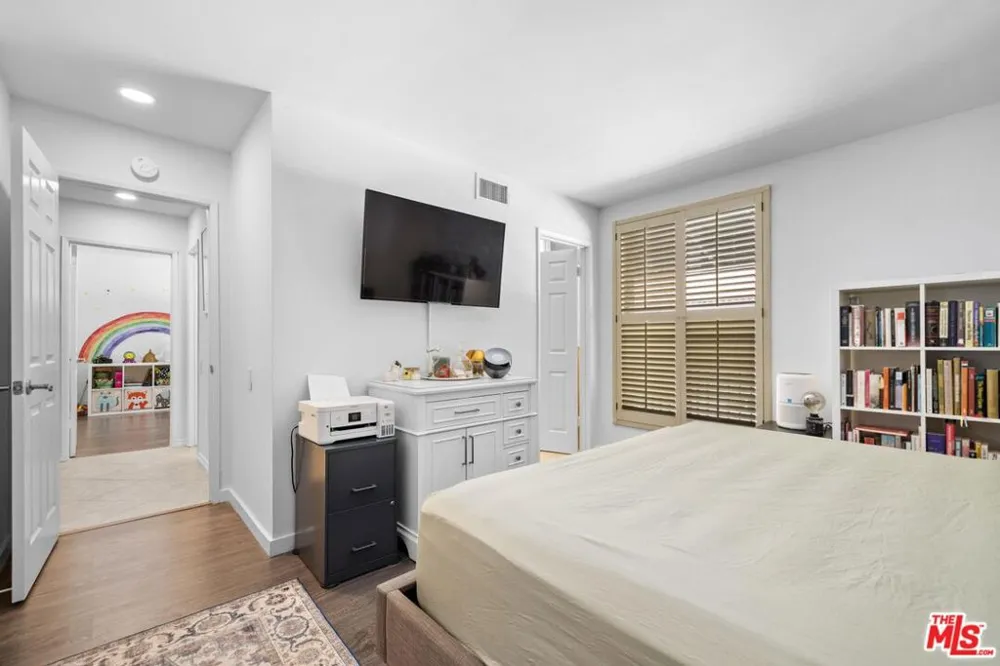 31579 Lindero Canyon Road #8 Westlake Village, CA 91361