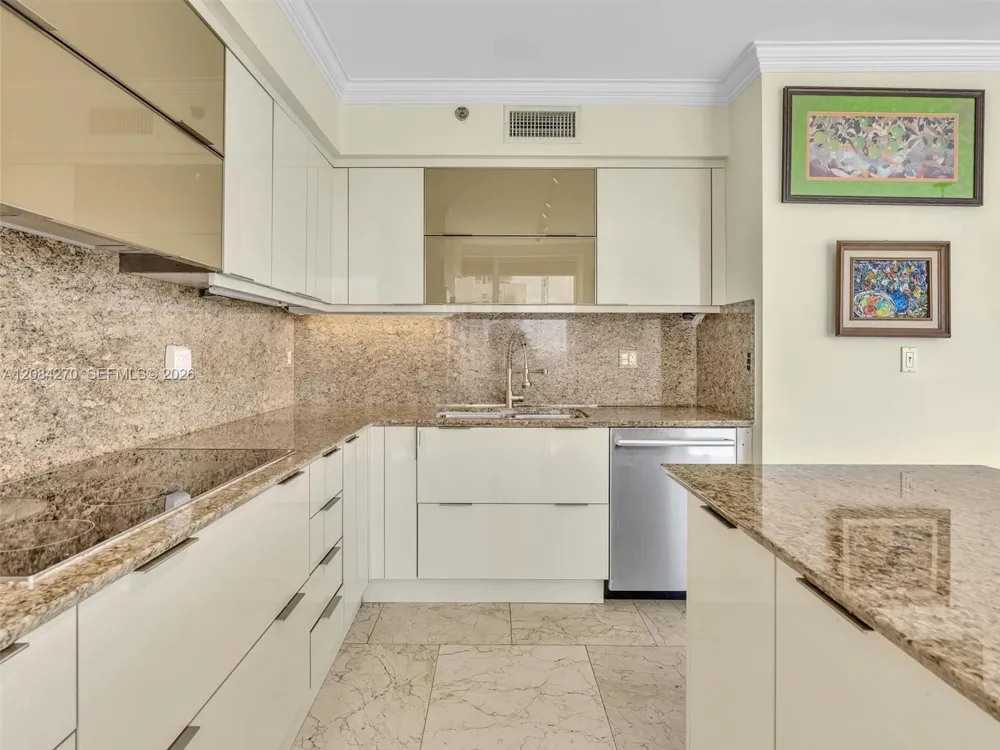 18911 Collins Ave #2101 Sunny Isles Beach, FL 33160