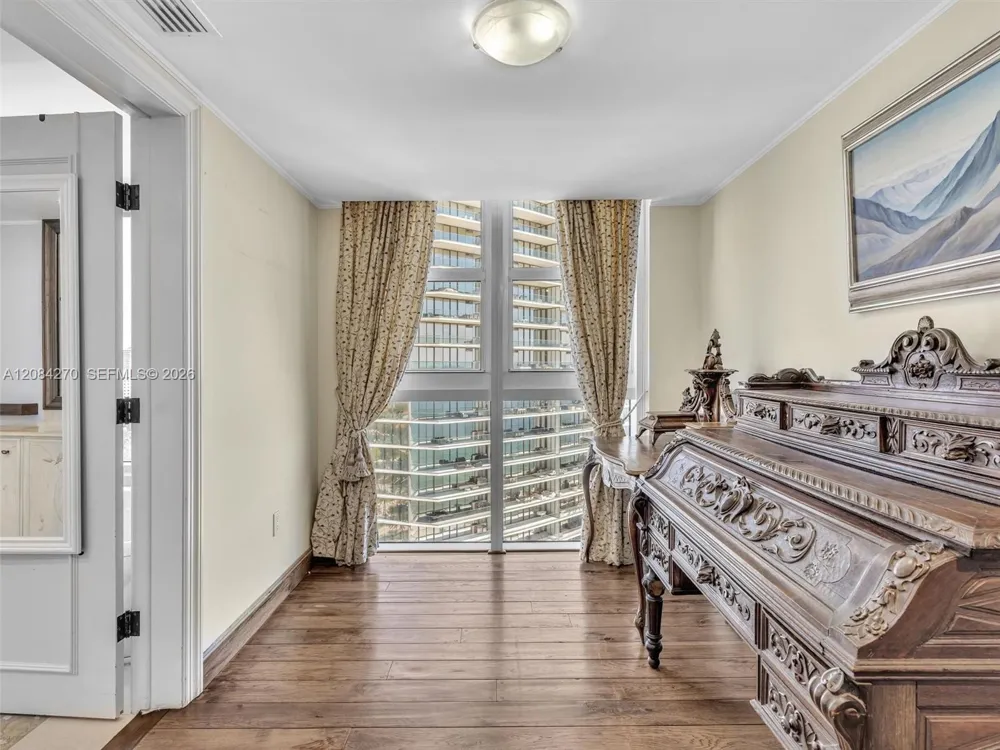 18911 Collins Ave #2101 Sunny Isles Beach, FL 33160
