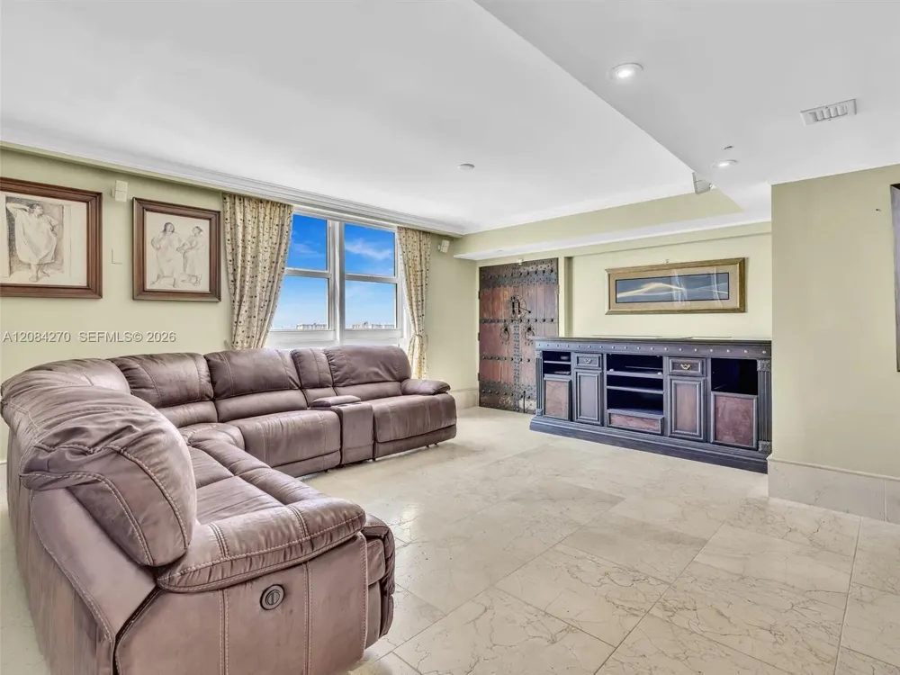 18911 Collins Ave #2101 Sunny Isles Beach, FL 33160