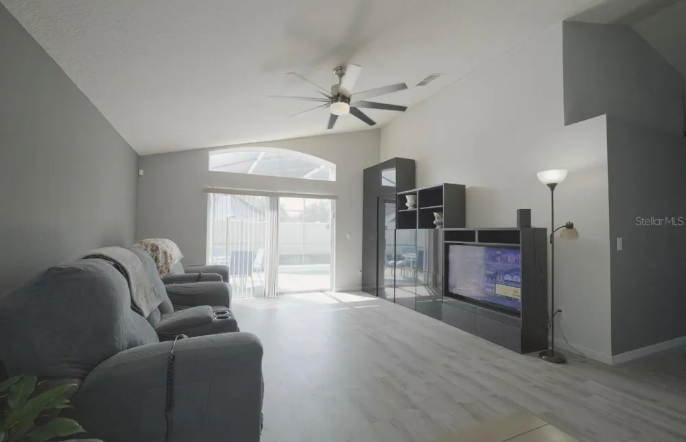 2853 BOATING BOULEVARD Kissimmee, FL 34746