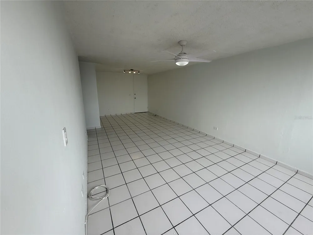 #4 AVE LAGUNA GARDEN Carolina, PR 00979