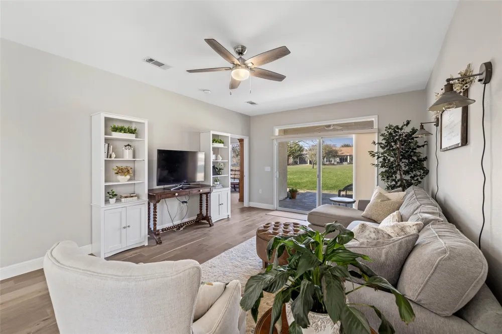 210 Crockett Lane Georgetown, TX 78633