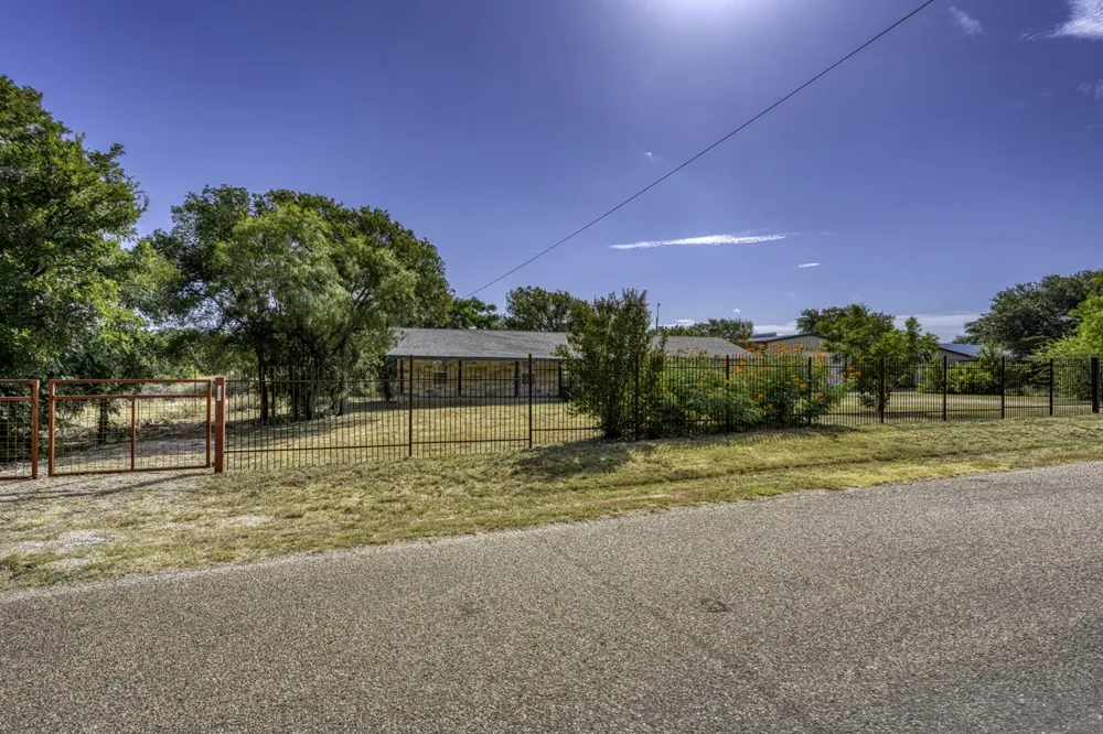 212 Deer Drive Sunrise Beach, TX 78643