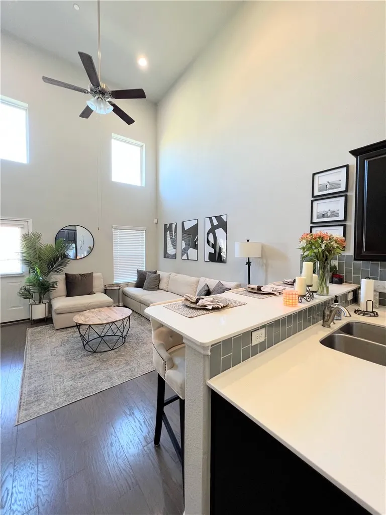 2214 S Lakeline Boulevard #118 Cedar Park, TX 78613