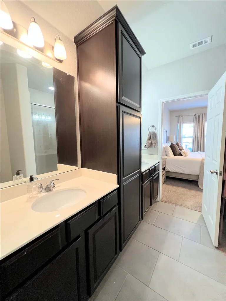 2214 S Lakeline Boulevard #118 Cedar Park, TX 78613