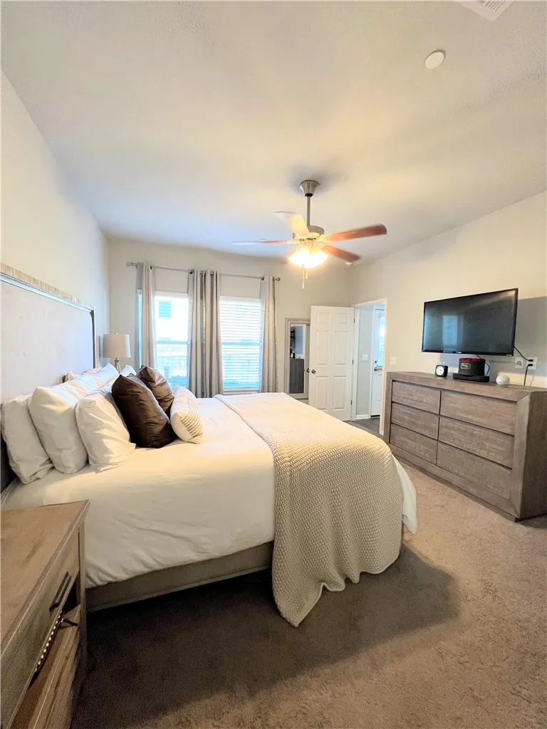 2214 S Lakeline Boulevard #118 Cedar Park, TX 78613