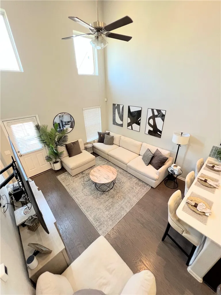 2214 S Lakeline Boulevard #118 Cedar Park, TX 78613