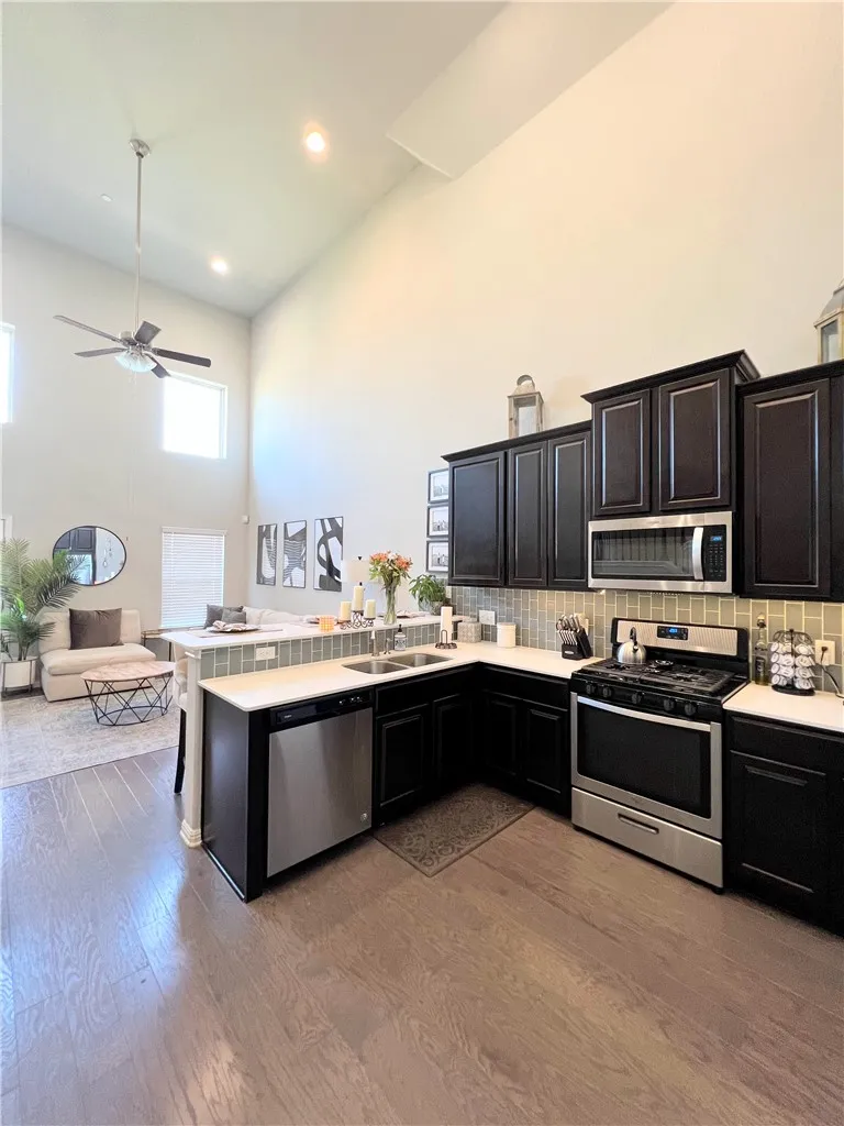2214 S Lakeline Boulevard #118 Cedar Park, TX 78613