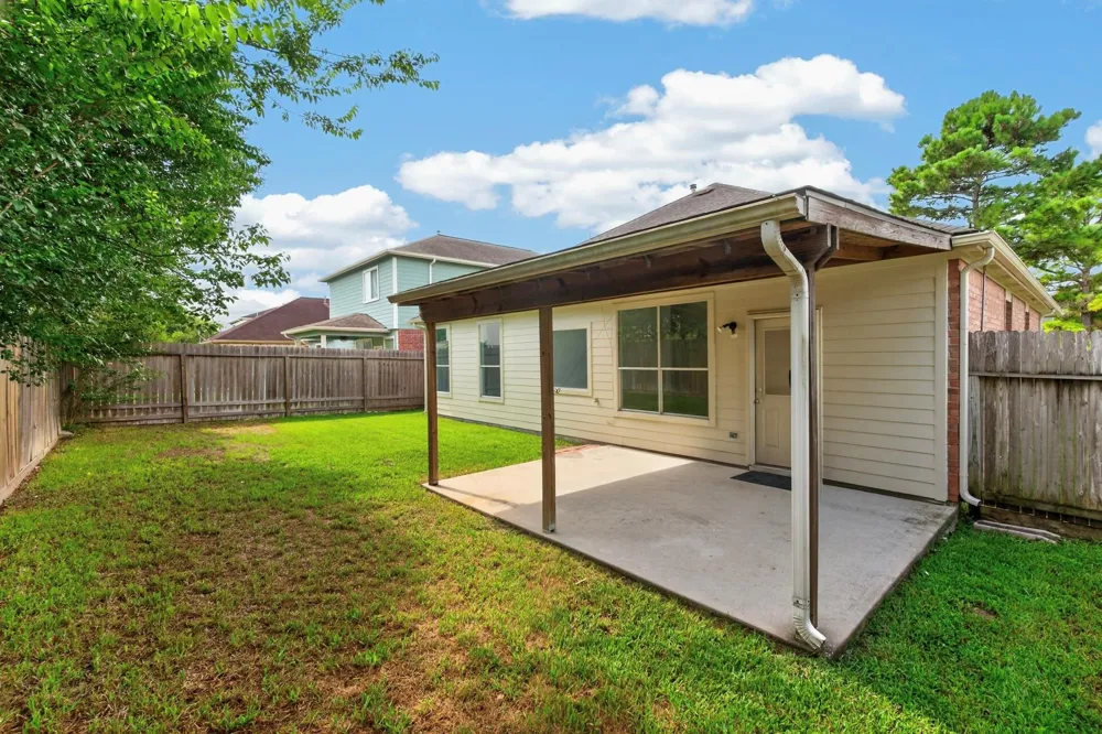 22014 Holly Branch Drive Tomball, TX 77375