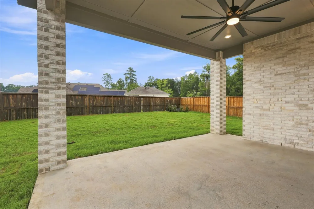 7106 Carriage Light Drive Magnolia, TX 77354