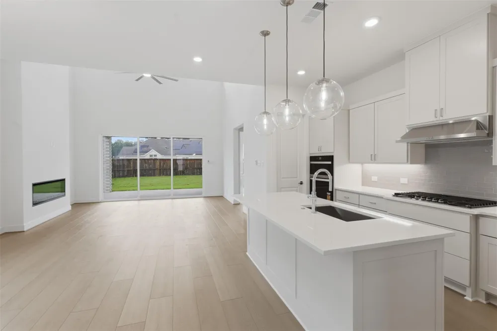 7106 Carriage Light Drive Magnolia, TX 77354
