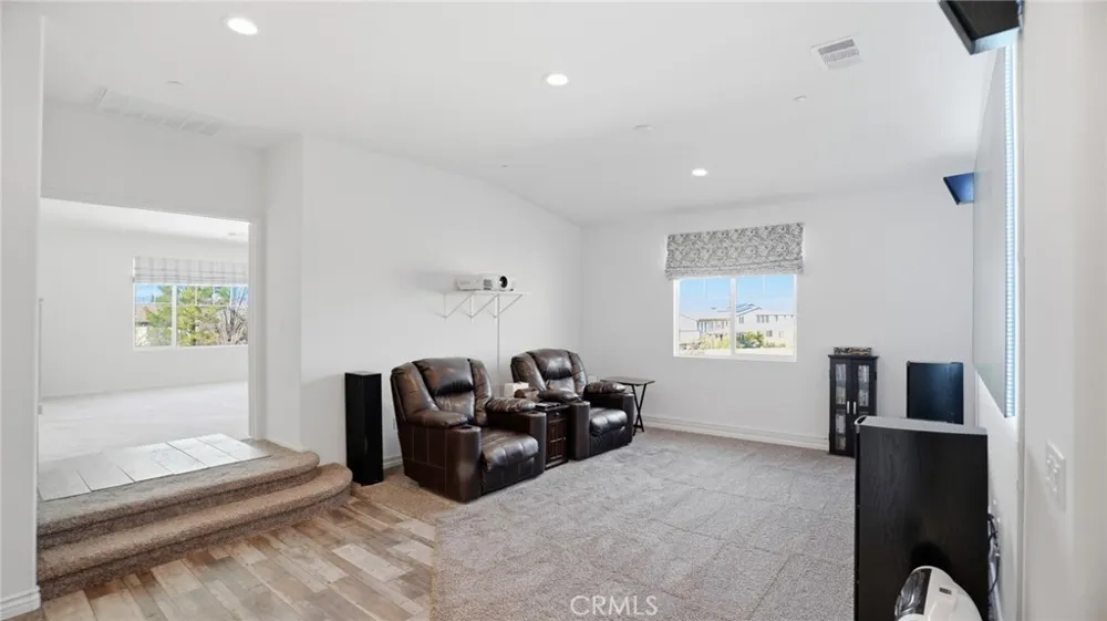 4727 W Vahan Court Lancaster, CA 93536