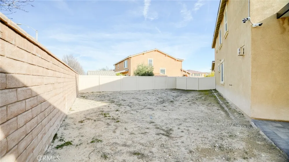 4727 W Vahan Court Lancaster, CA 93536
