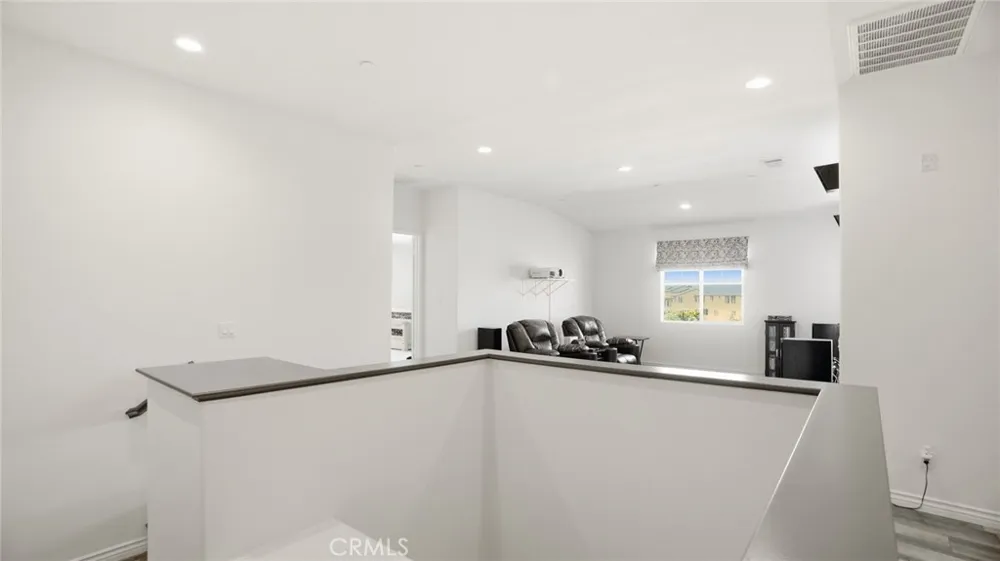 4727 W Vahan Court Lancaster, CA 93536