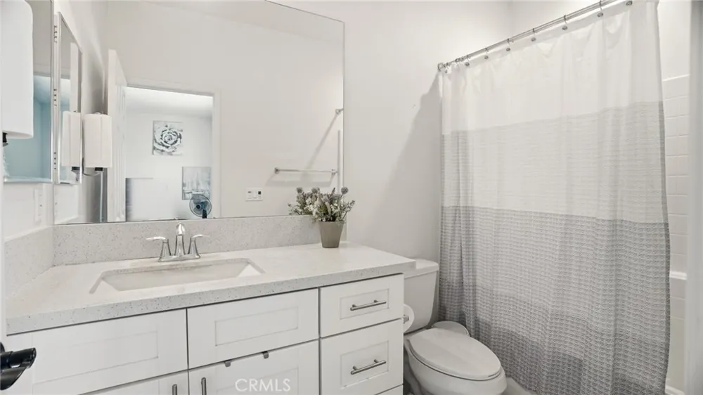 4727 W Vahan Court Lancaster, CA 93536