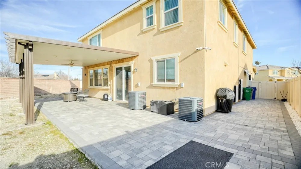 4727 W Vahan Court Lancaster, CA 93536