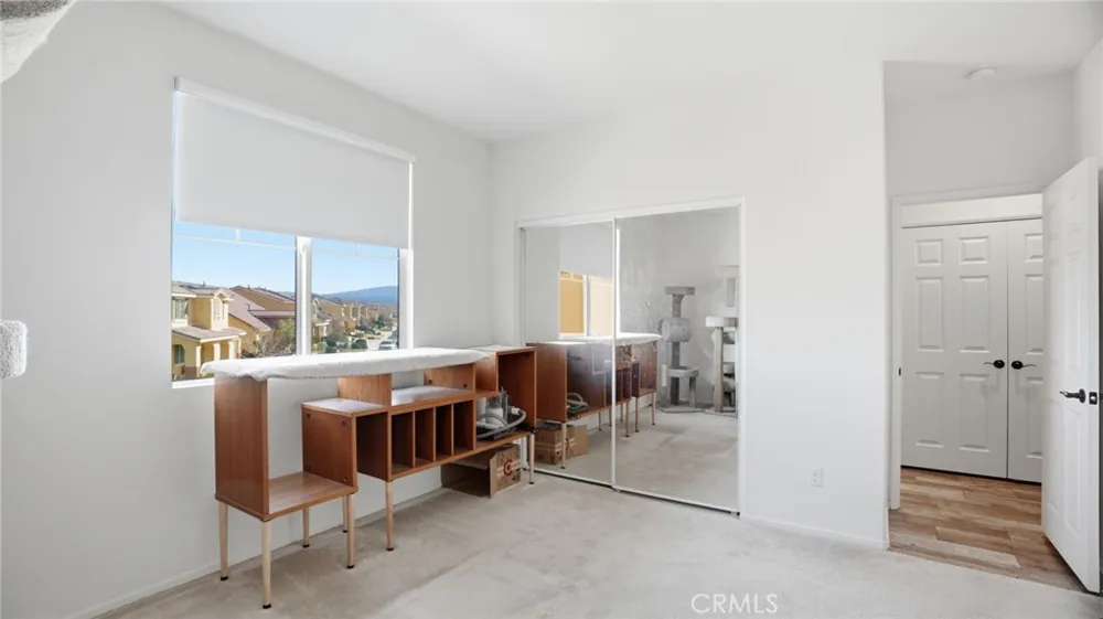 4727 W Vahan Court Lancaster, CA 93536