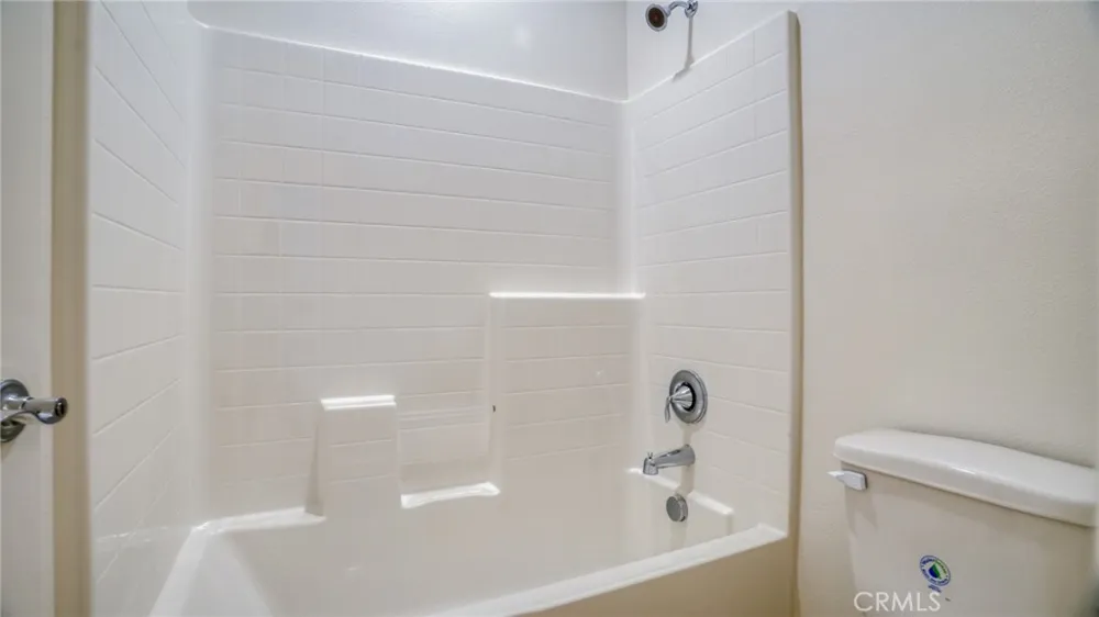 4727 W Vahan Court Lancaster, CA 93536