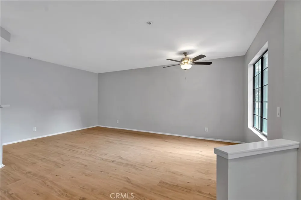 290 Spruce Court Azusa, CA 91702