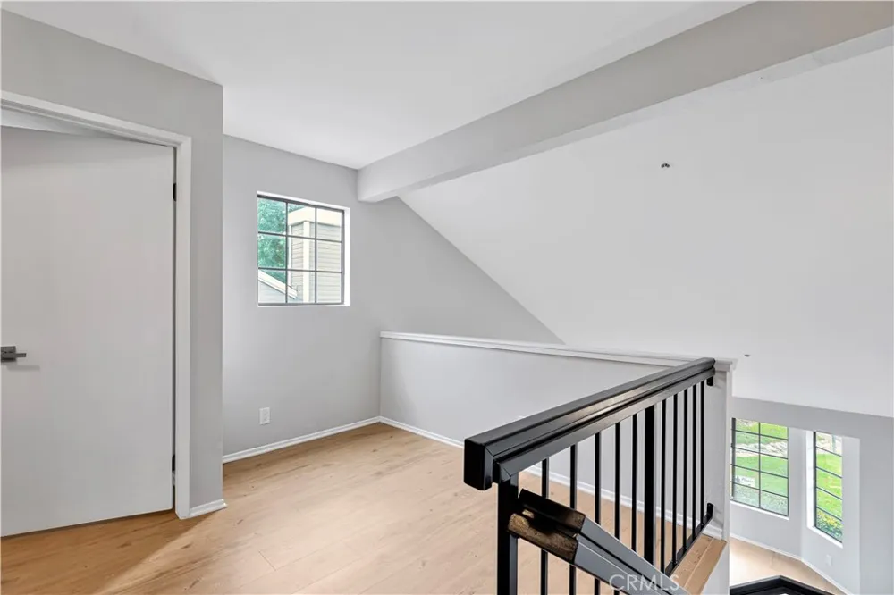 290 Spruce Court Azusa, CA 91702