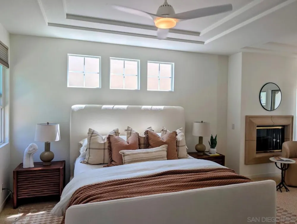 7049 Surfbird Curcle Carlsbad, CA 92011