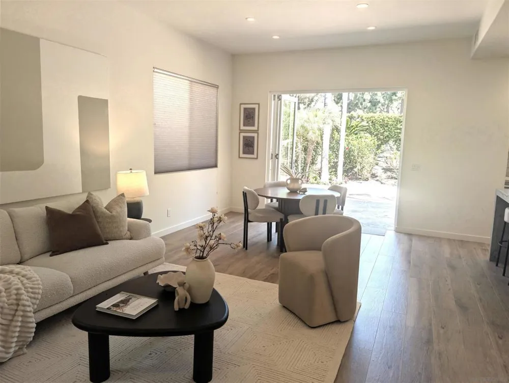7049 Surfbird Curcle Carlsbad, CA 92011
