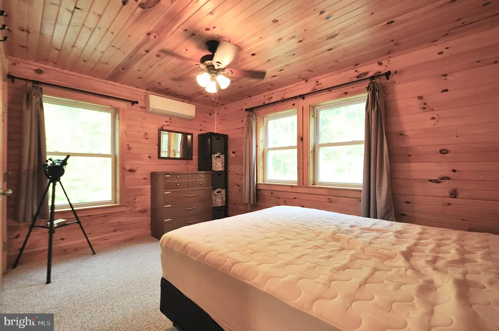 75 DAVID AUKER LANE Milroy, PA 17063