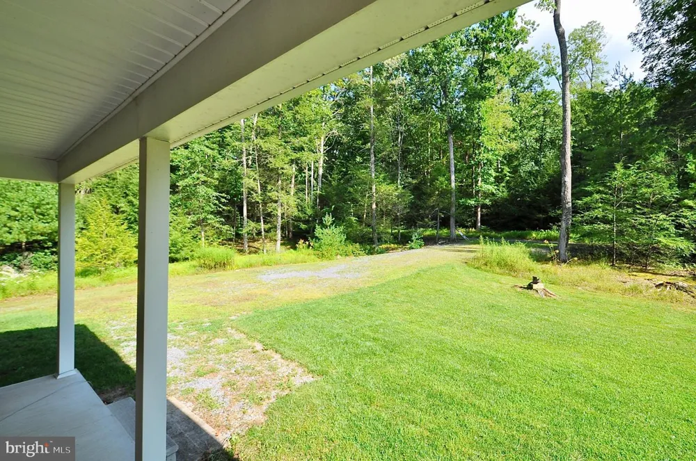 75 DAVID AUKER LANE Milroy, PA 17063