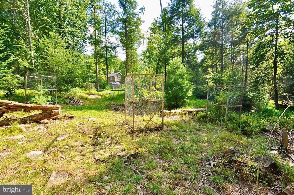 75 DAVID AUKER LANE Milroy, PA 17063