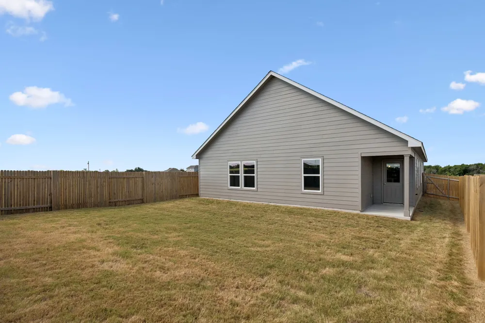 224 Ironshoe Trail Liberty Hill, TX 78642