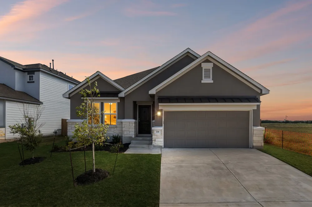 224 Ironshoe Trail Liberty Hill, TX 78642