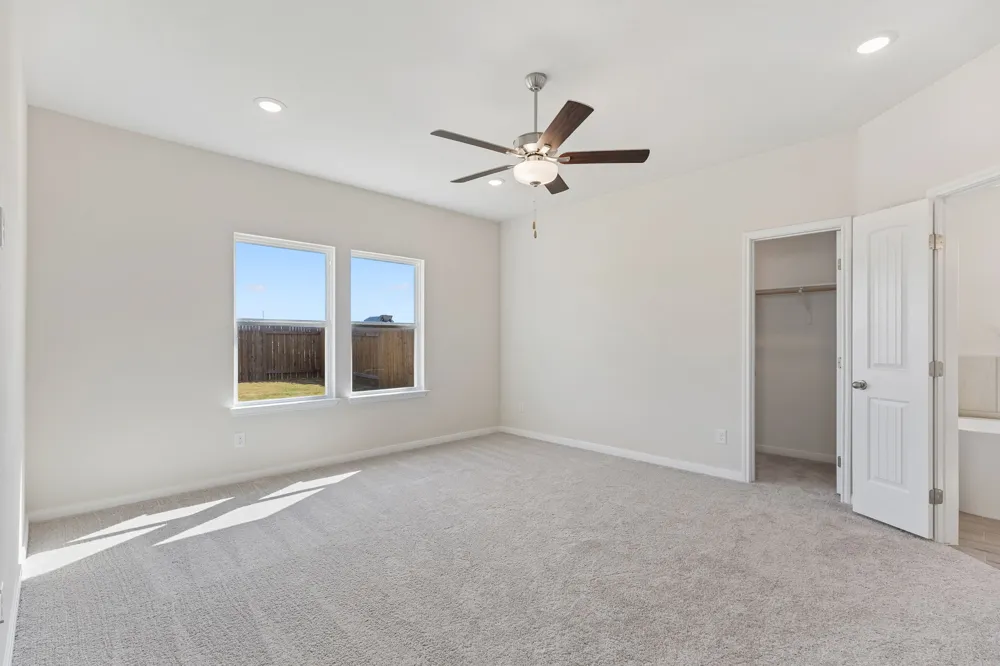 224 Ironshoe Trail Liberty Hill, TX 78642