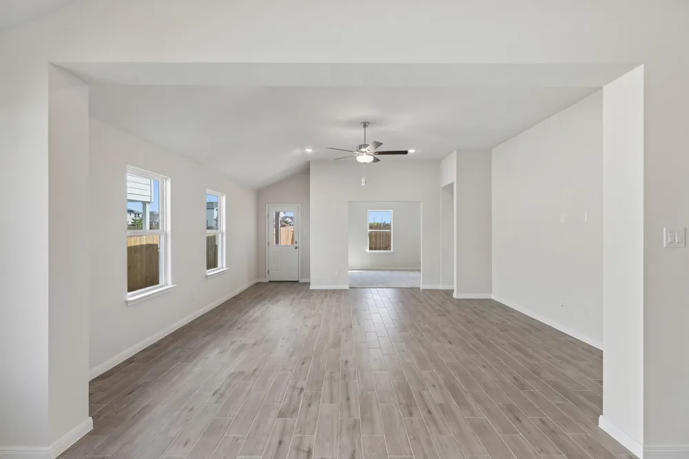 224 Ironshoe Trail Liberty Hill, TX 78642