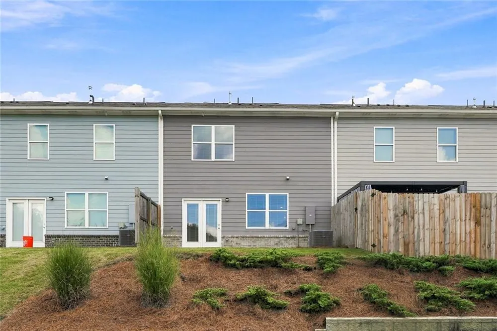 2614 Poppy Court Buford, GA 30519