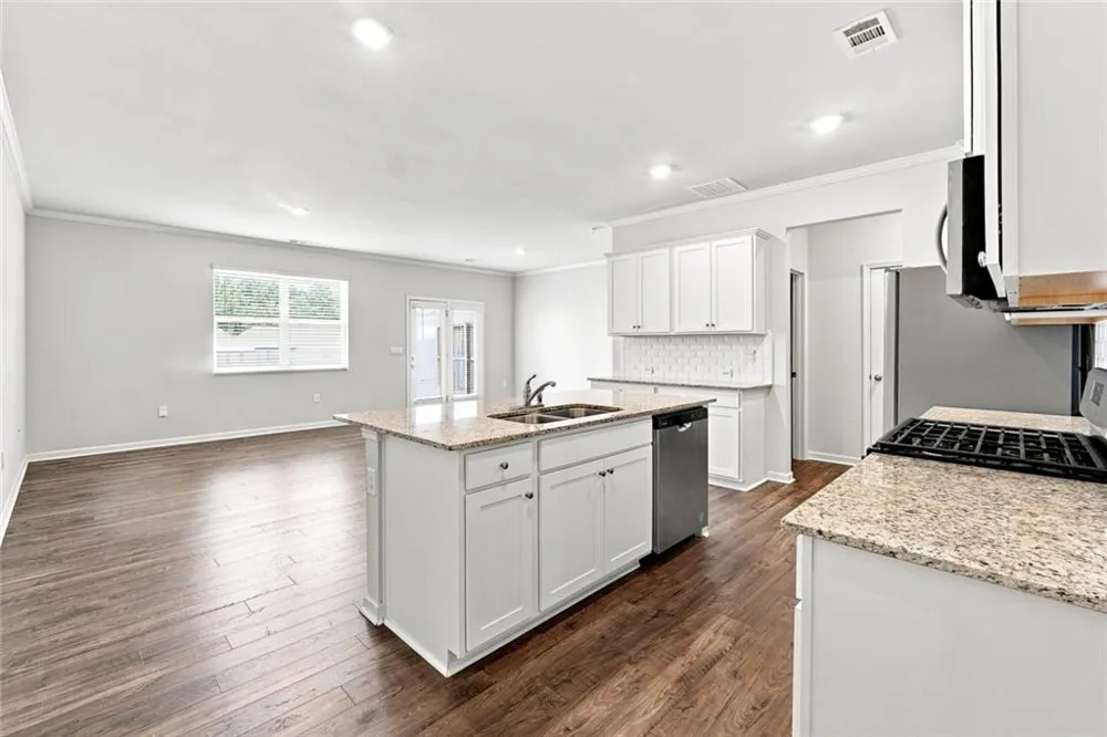 2614 Poppy Court Buford, GA 30519
