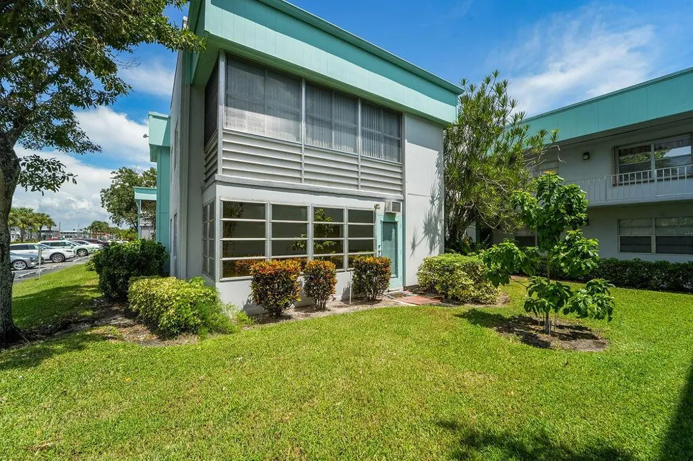 396 Monaco Court #396-I Delray Beach, FL 33446