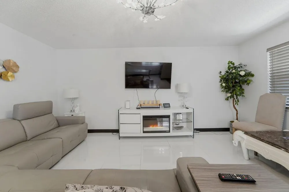396 Monaco Court #396-I Delray Beach, FL 33446