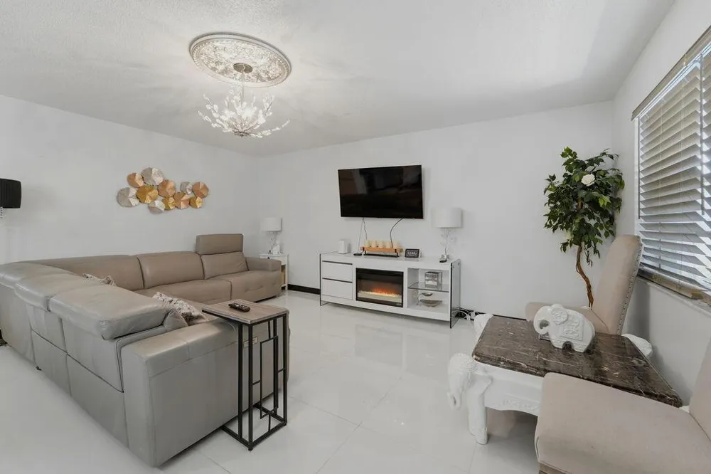 396 Monaco Court #396-I Delray Beach, FL 33446